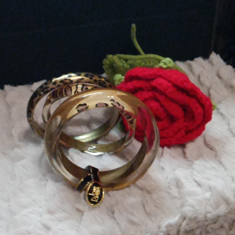 QVC NWT Joan Rivers set of 3 bangles - Picture 1 of 5